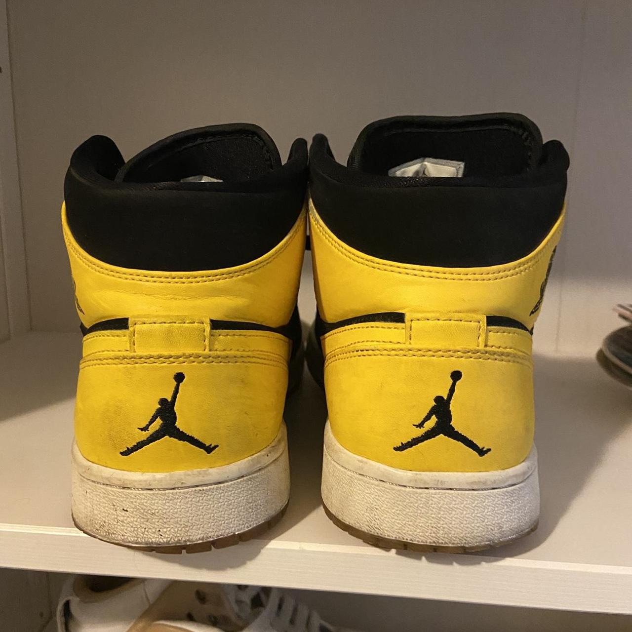 air-jordan-1-mid-new-love-2017-size-10-no-box-depop