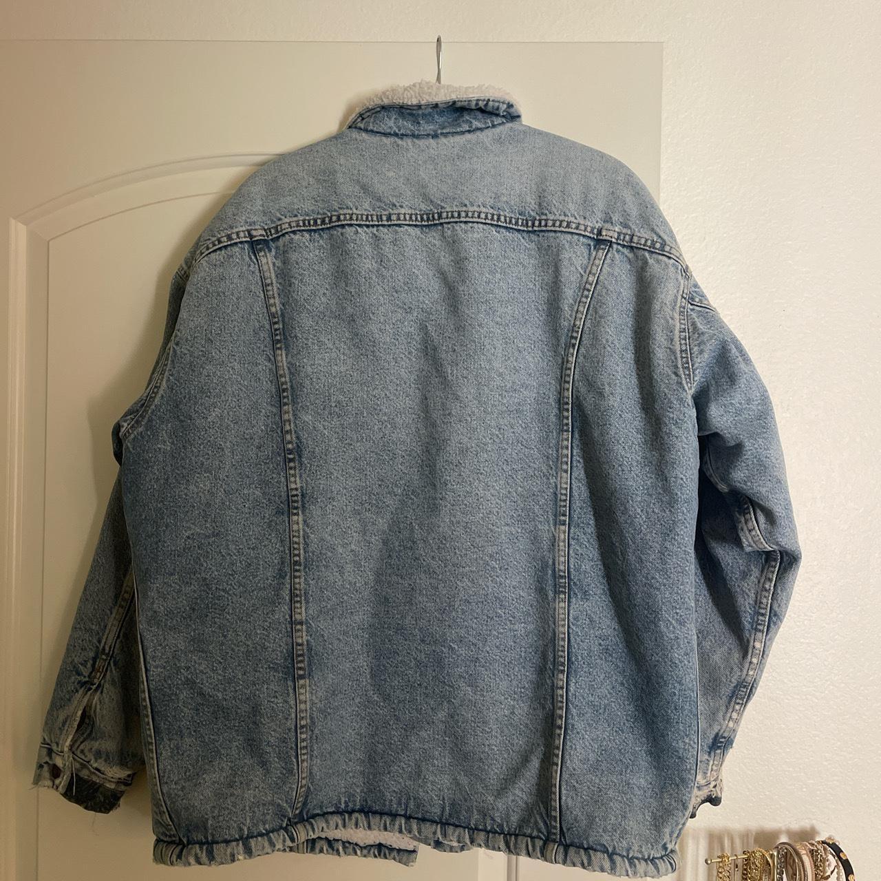 LEVIS Oversized Denim Jacket with Fur Size XL - Depop