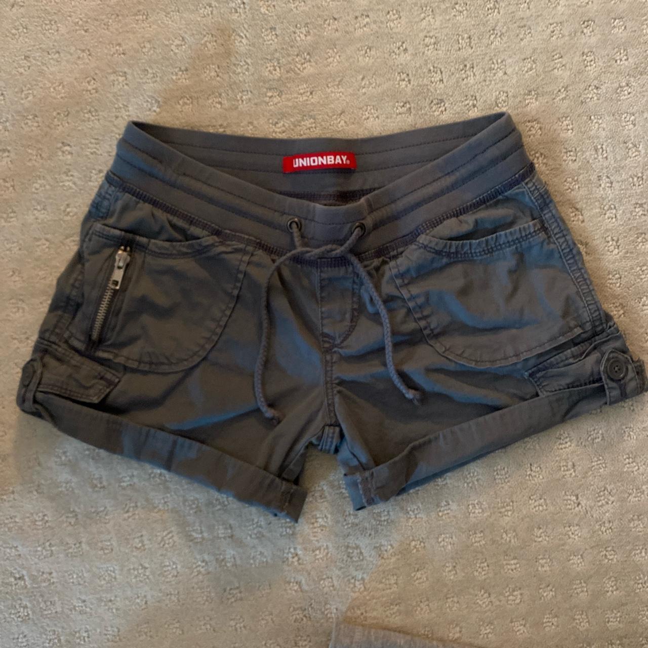 Union bay cargo shorts! labeled a S, measured 12.5... Depop