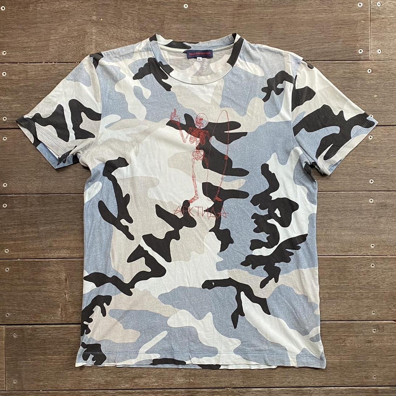 gosha rubchinskiy camo tee