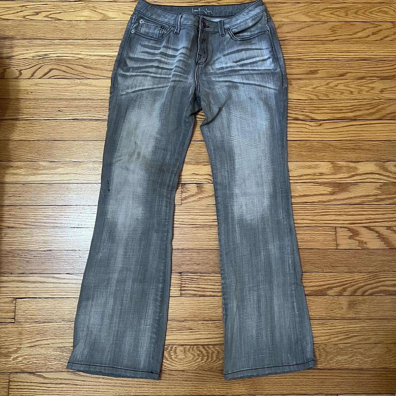 item listed by dalmatina
