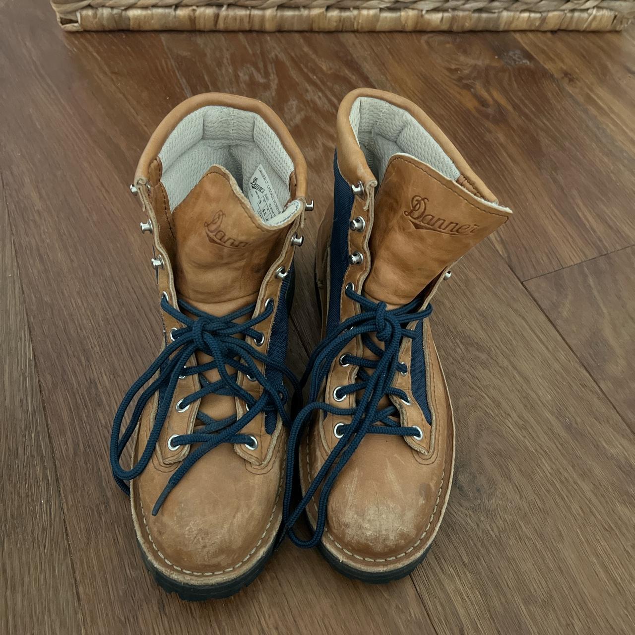 danner walking boots womens