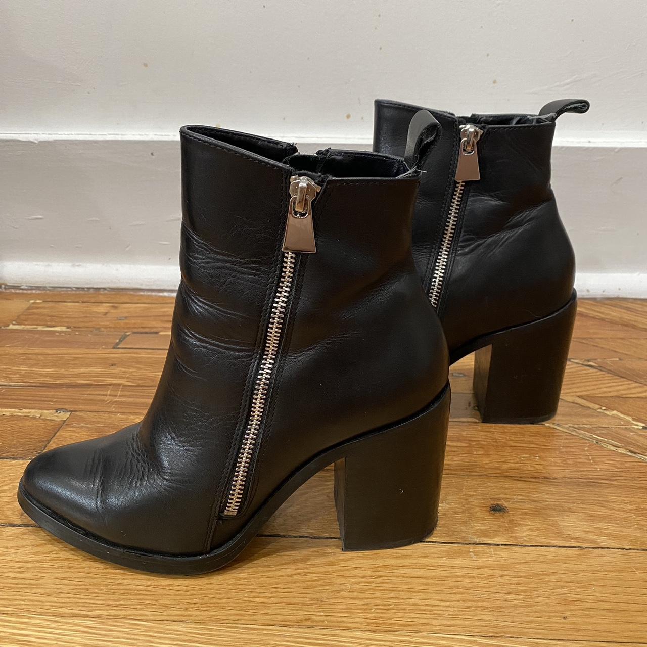 Steve madden 2025 tasha boots