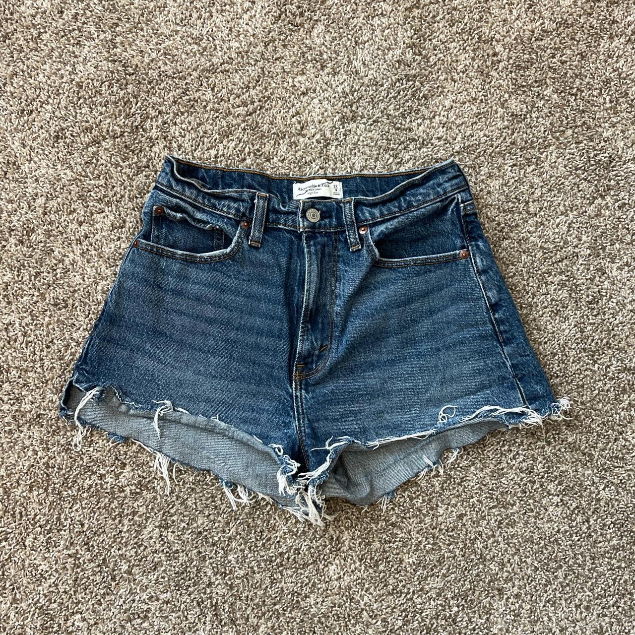 distressed abercrombie the mom short curve love high... - Depop