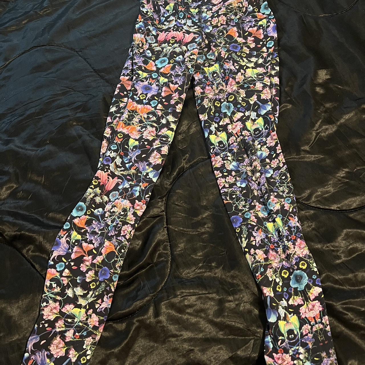 Floral lululemon leggings hotsell