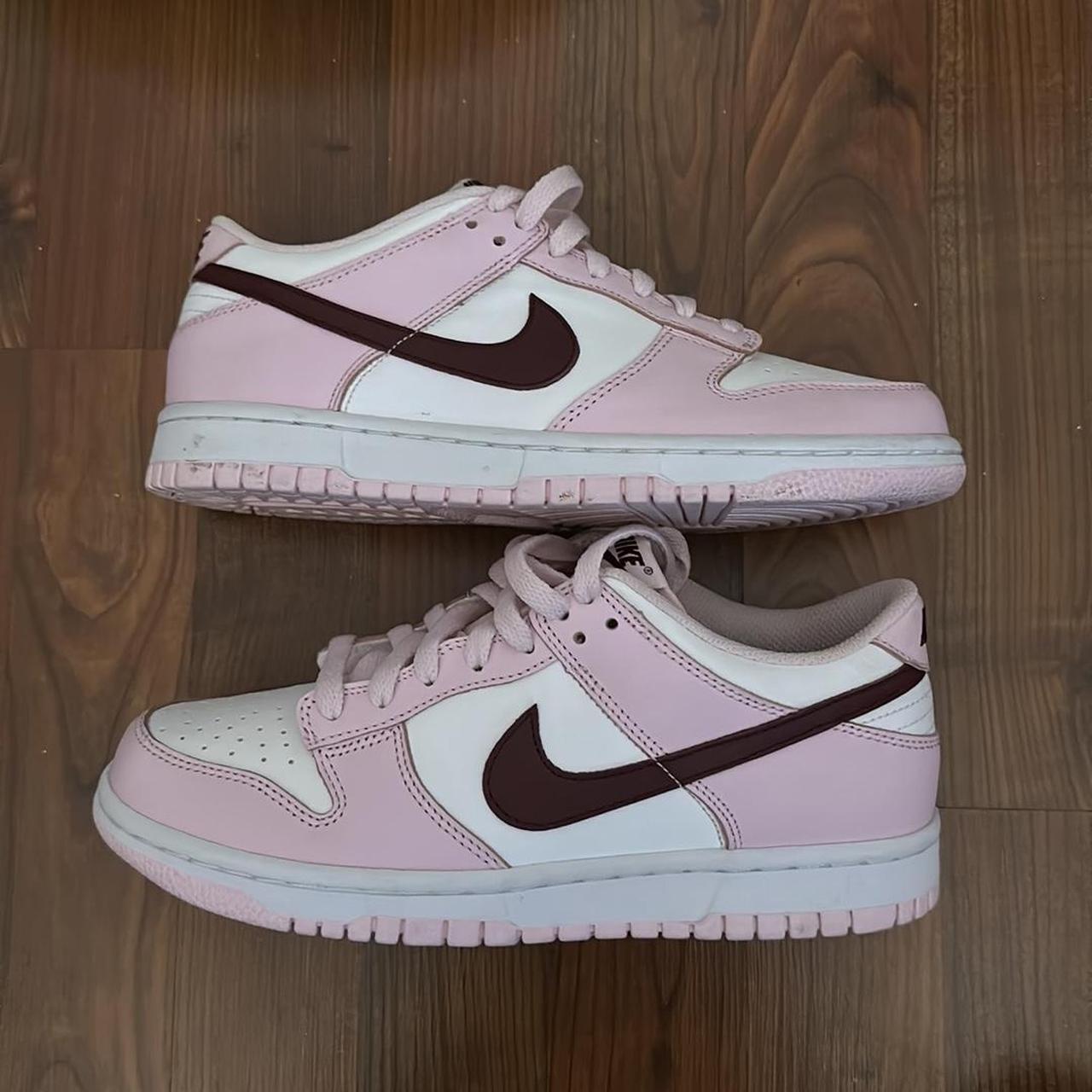 pink dunks men
