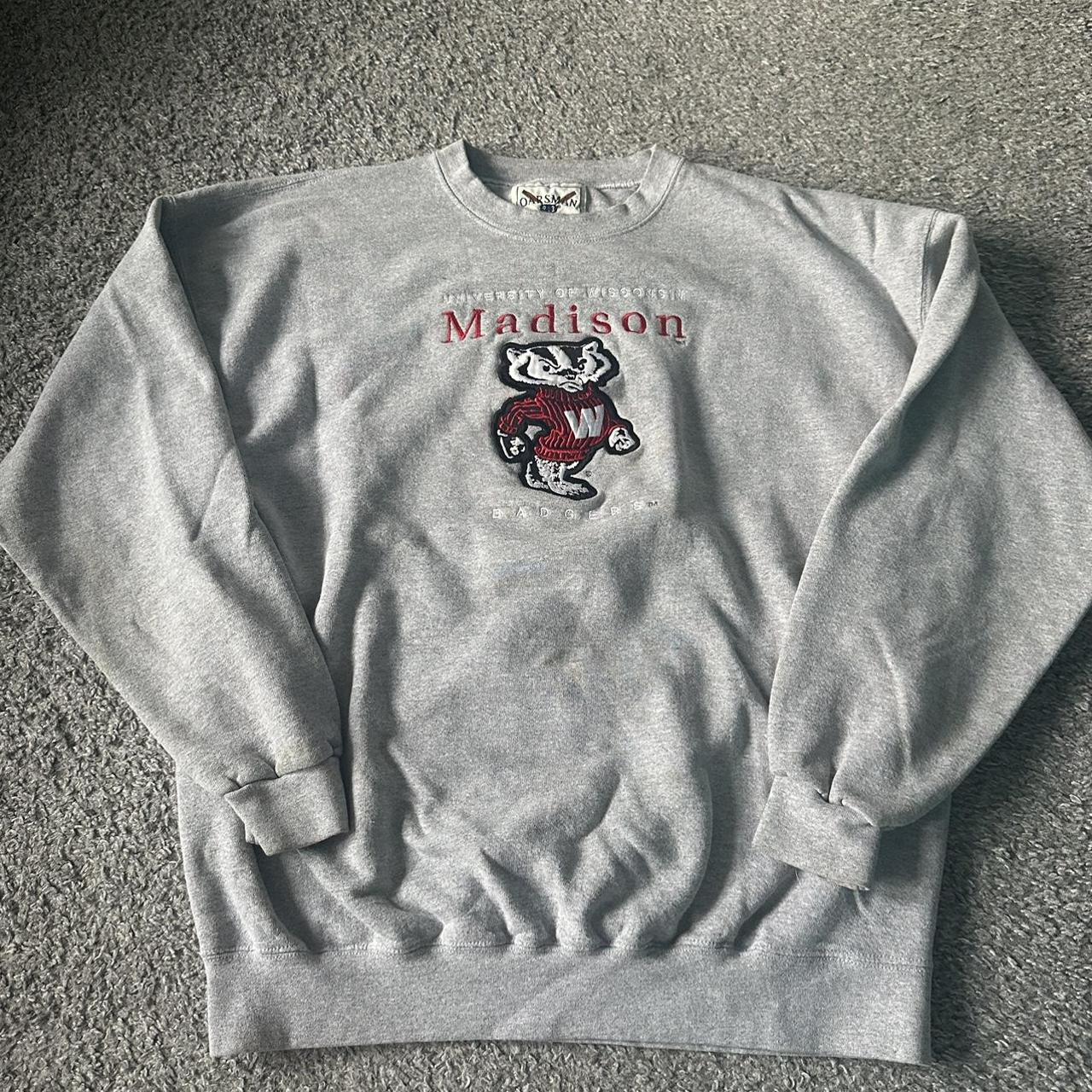 Vintage 90’s Wisconsin Badgers Crewneck Men’s size... - Depop