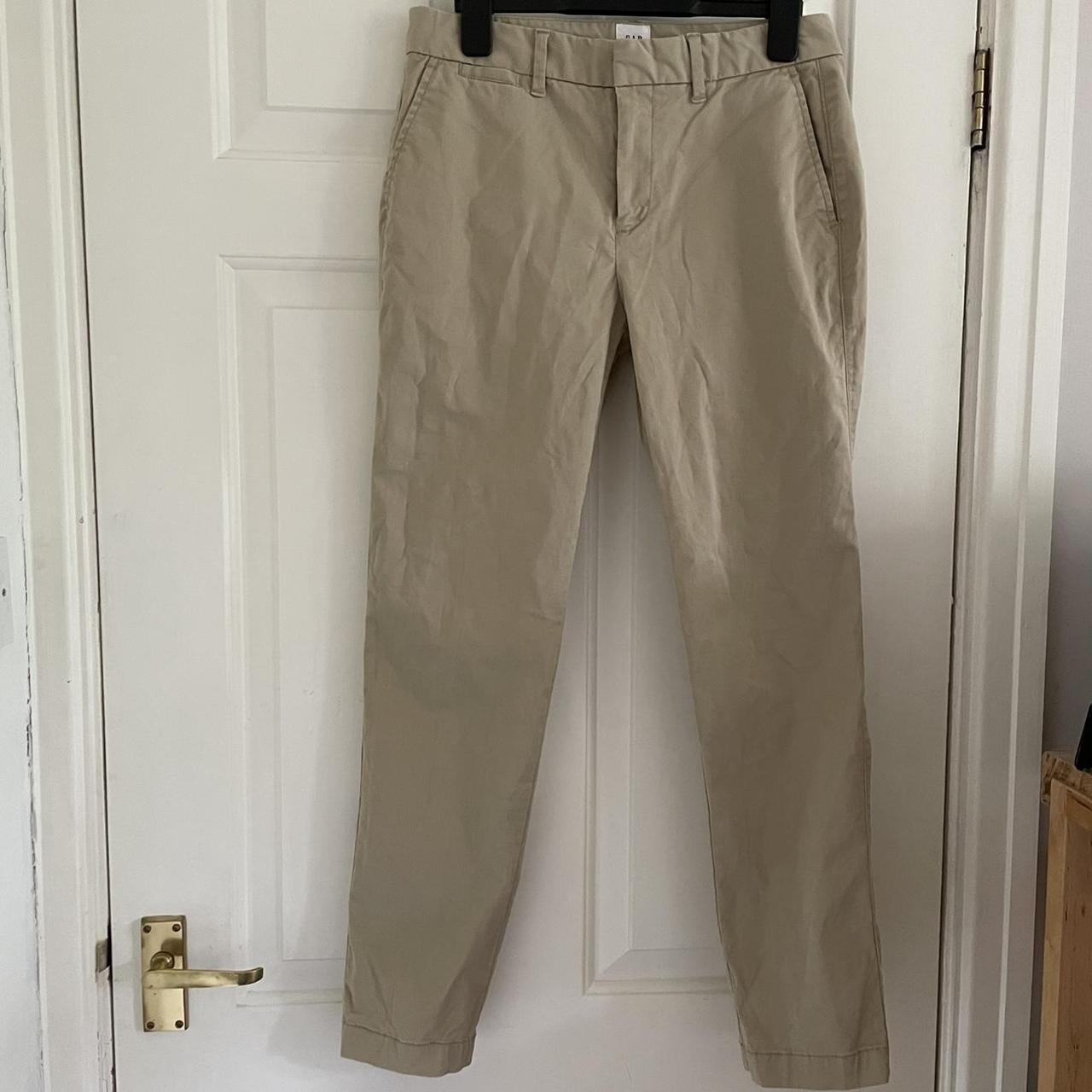 Gap capri pants US 00 XS jeans, gap, trendy,... Depop