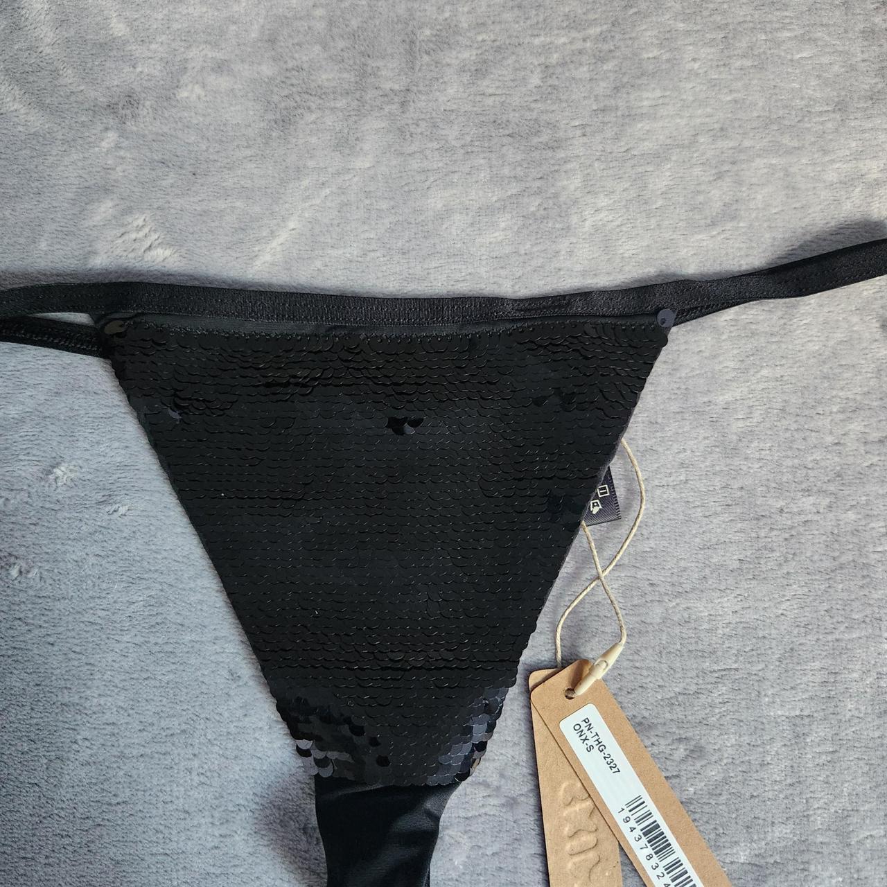 item listed by elizberry1