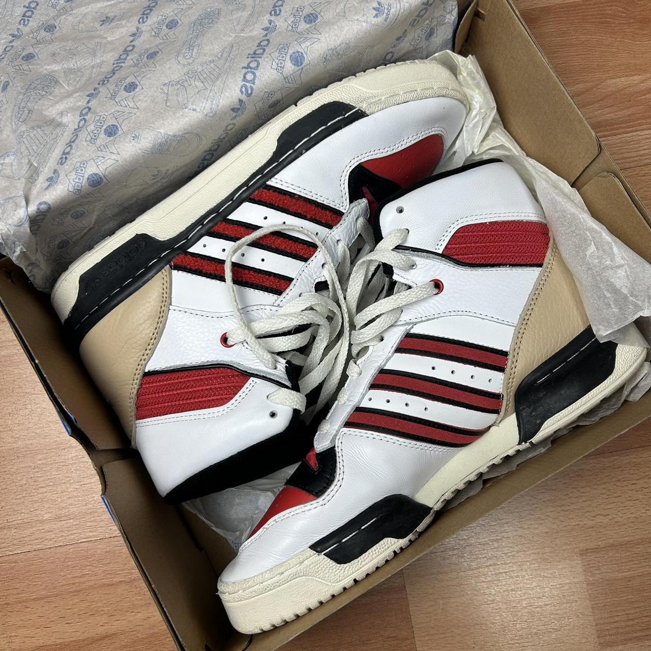 adidas rivalry hi og