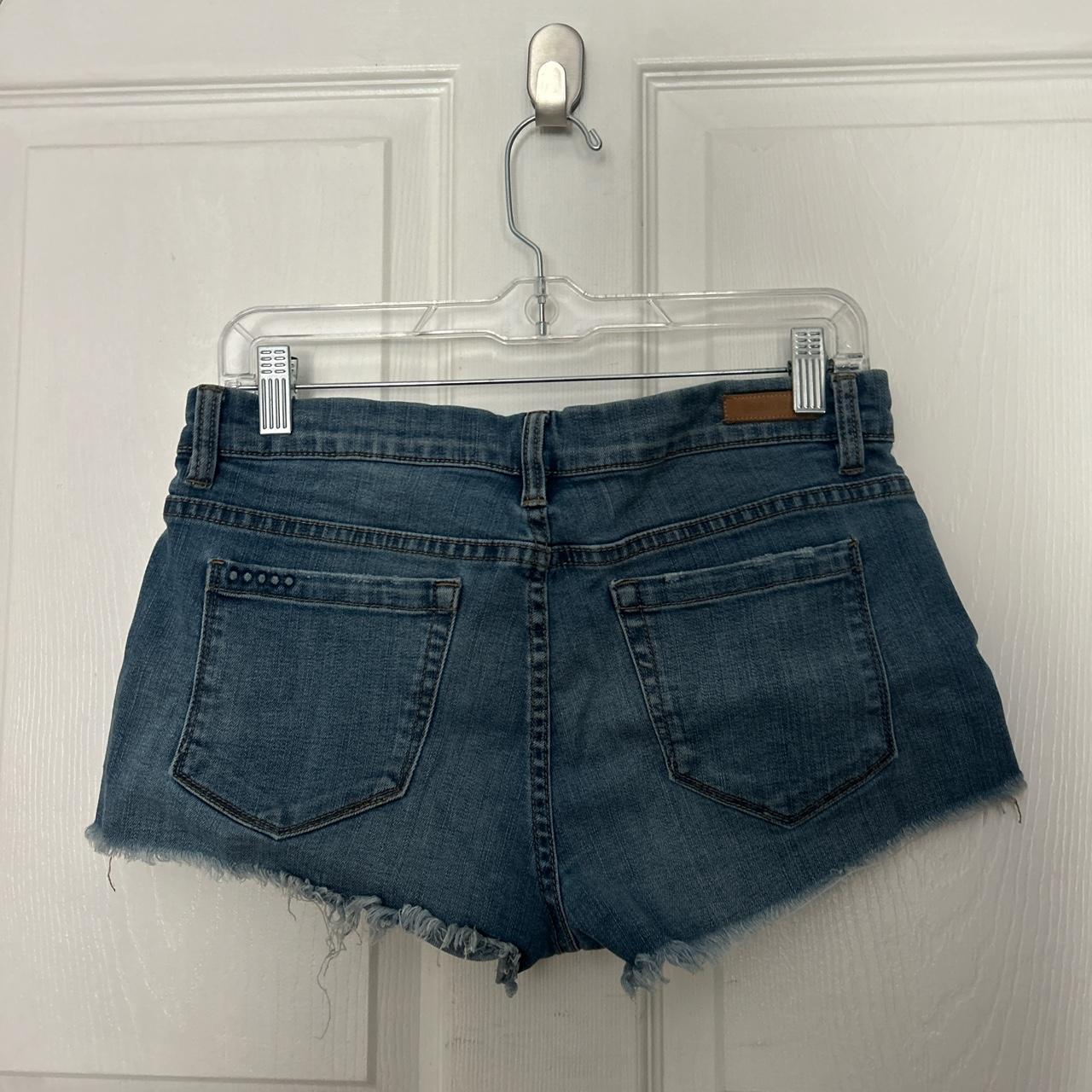 Blank NYC Women's Navy and Blue Shorts (4)