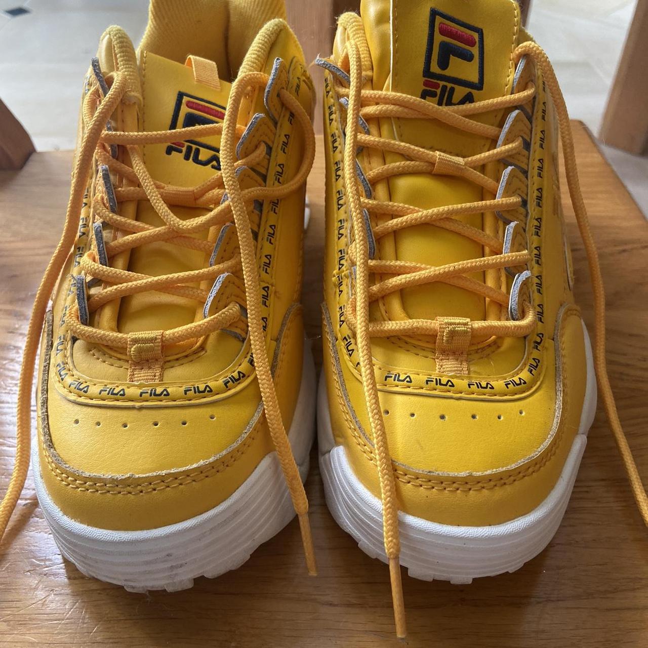 Size 6 yellow Fila trainers. Worn max twice hence Depop