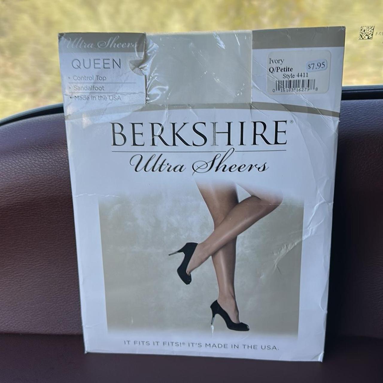 Berkshire Women's Cream Hosierytights Depop