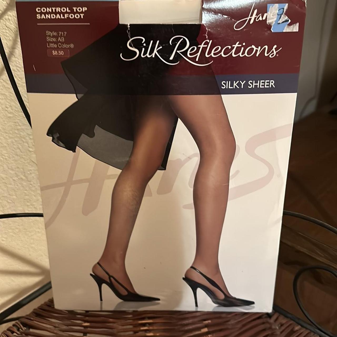 Hanes Women's Tan Hosierytights Depop