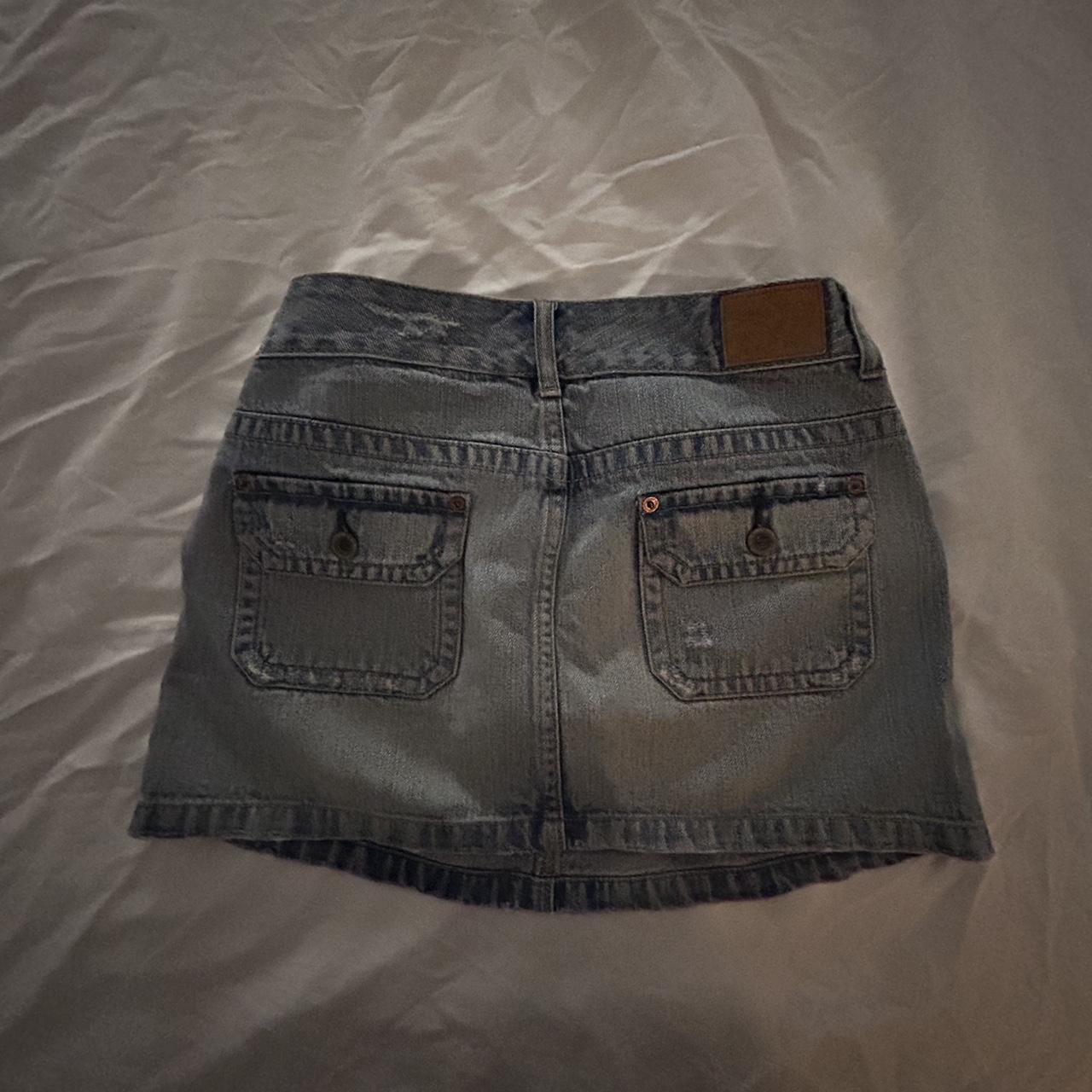 American eagle denim mini skirt Size would fit Depop