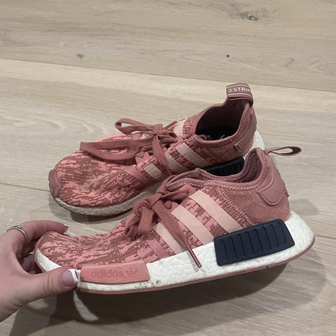 Adidas nmd pink fashion for