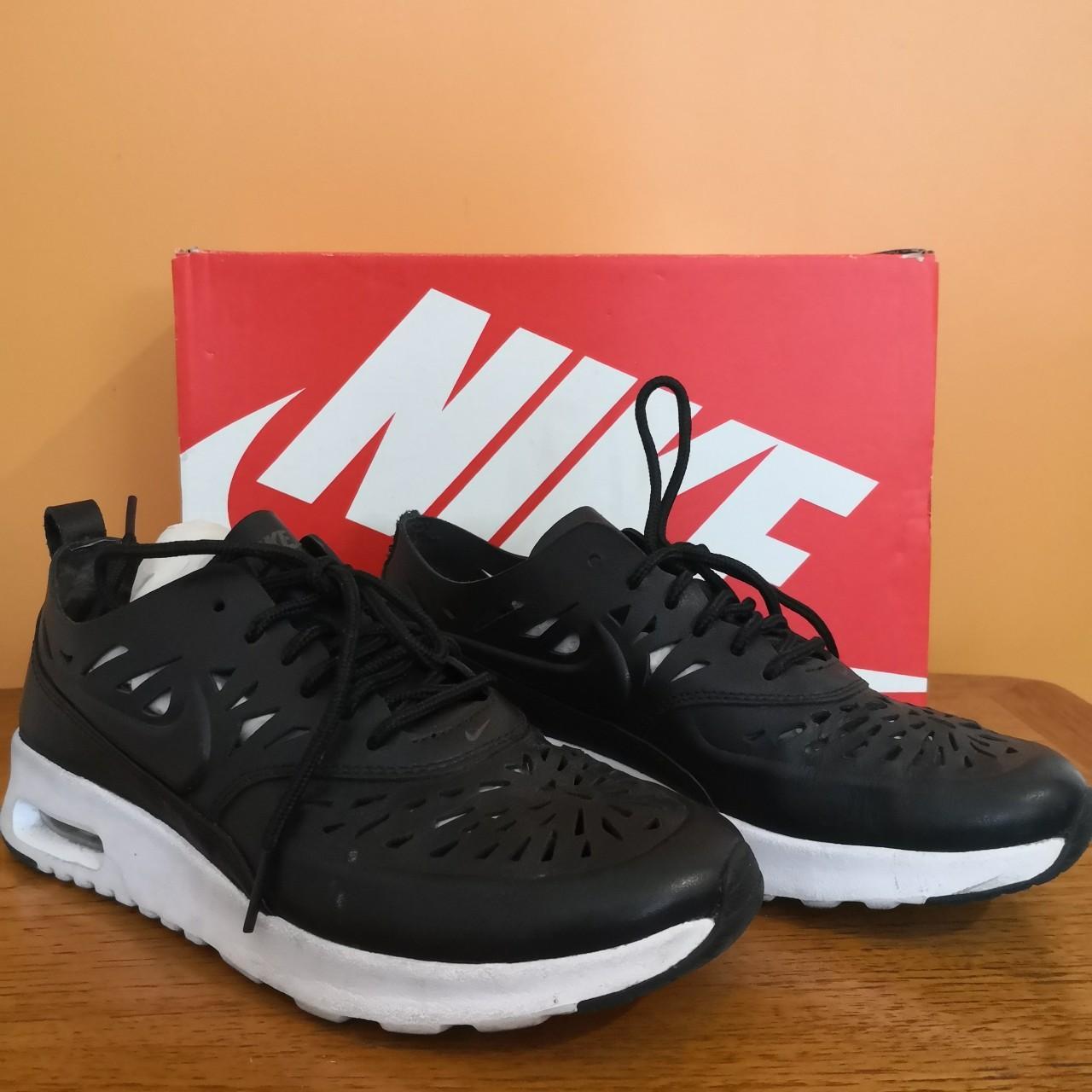 Nike air max outlet thea jolie leather sneaker