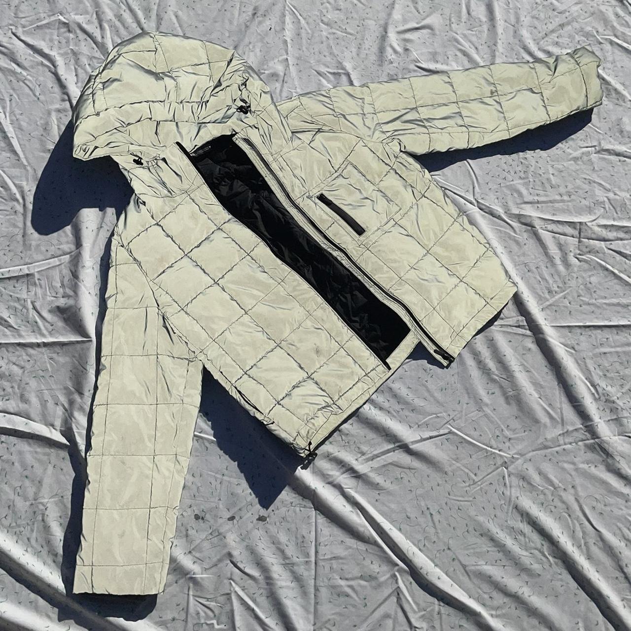 Zara Reflective Puffer Jacket 🫧 FREE SHIPPING... Depop