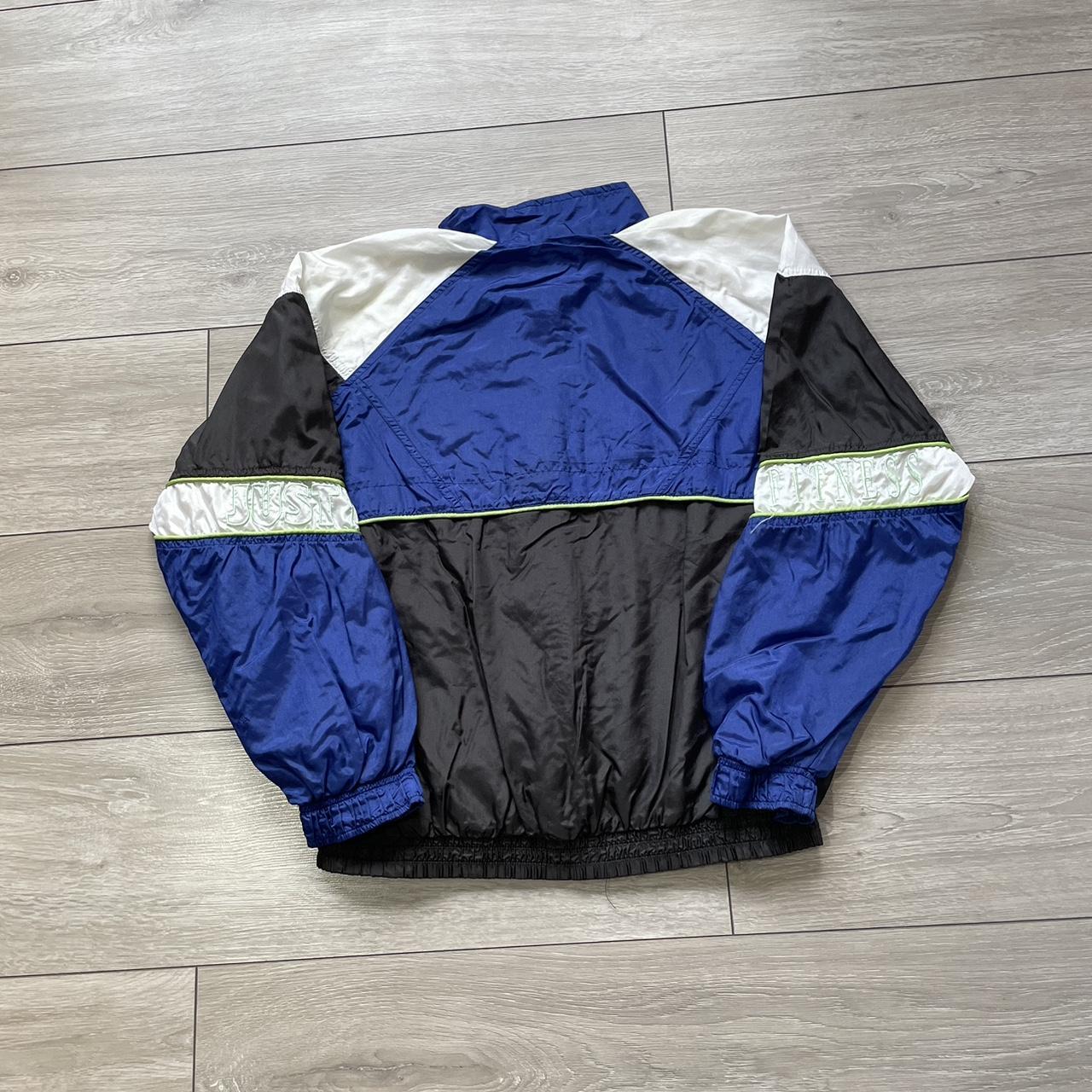 Nike Women's Navy and Blue Jacket Depop