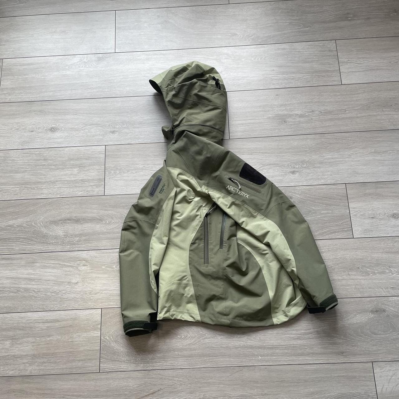 Arc Teryx Men S Green And Khaki Jacket Depop