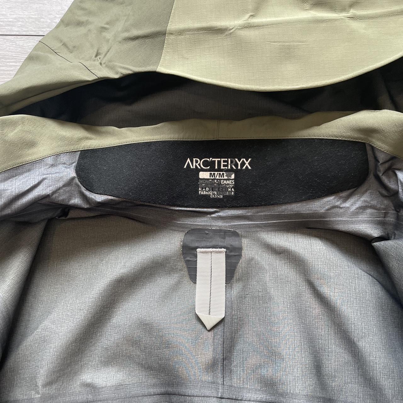 Arc'teryx Men's Green and Khaki Jacket | Depop