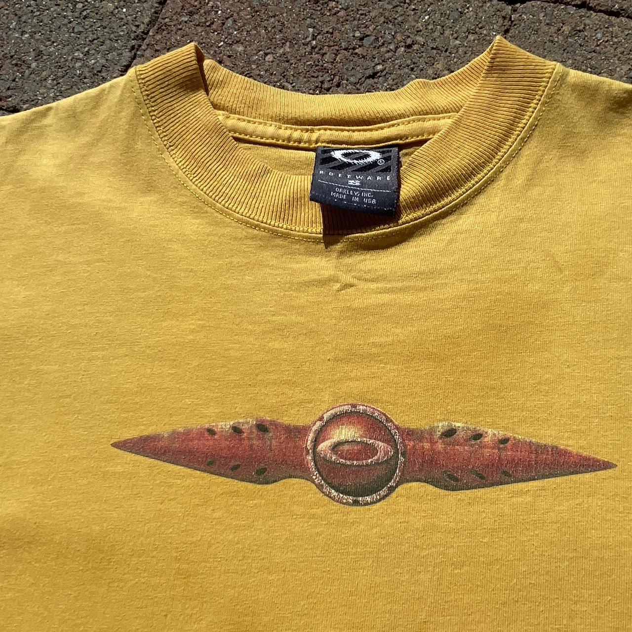 Rare Early 2000s Yellow Oakley Software Centre Logo | Depop Rare Early 2000s Yellow Oakley Software Centre Logo | Depop