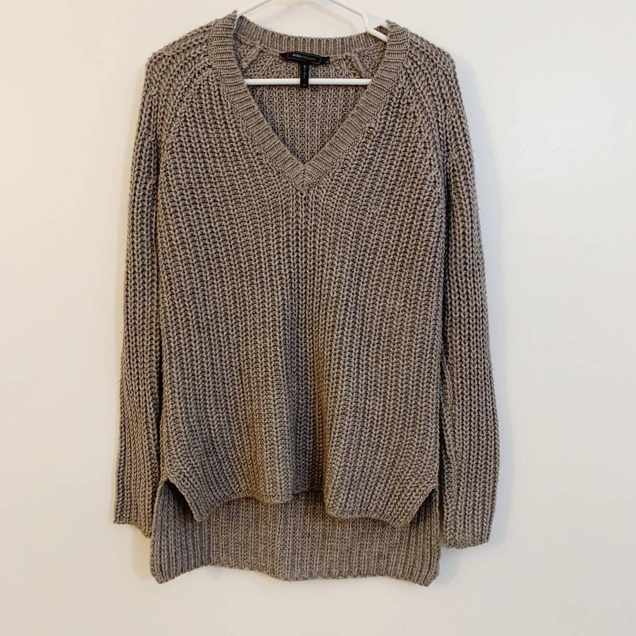 BCBGMAXAZRIA Chunky Knit V Neck Sweater. Pullover Depop