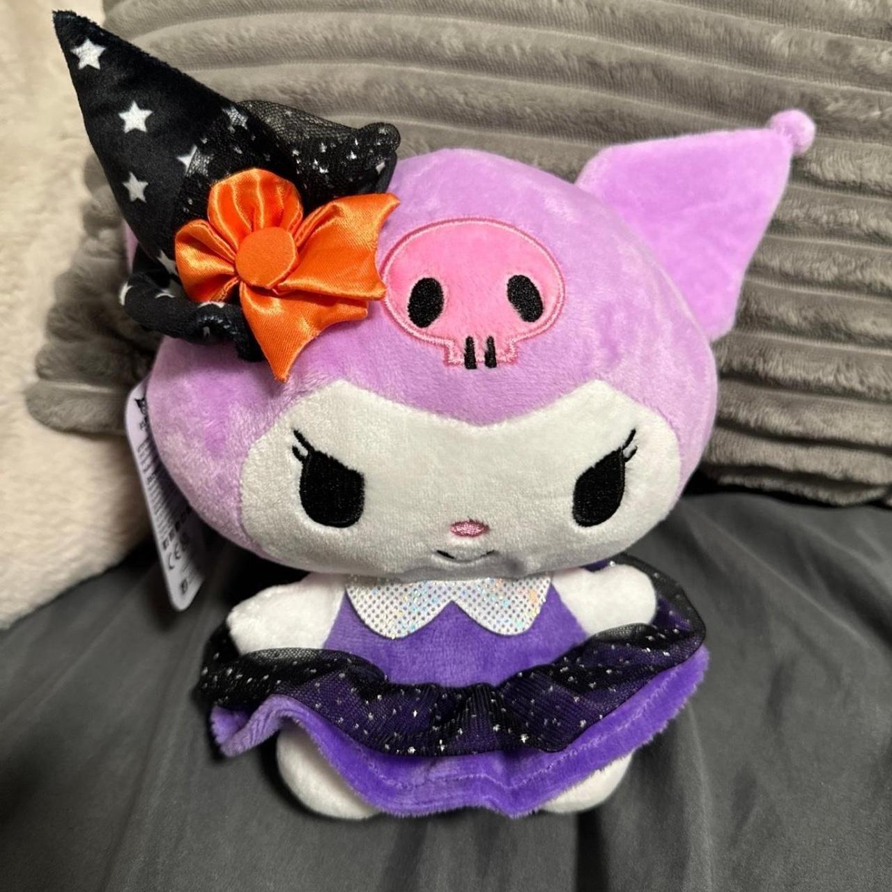 Outlet BNWT Kuromi stuffed plush