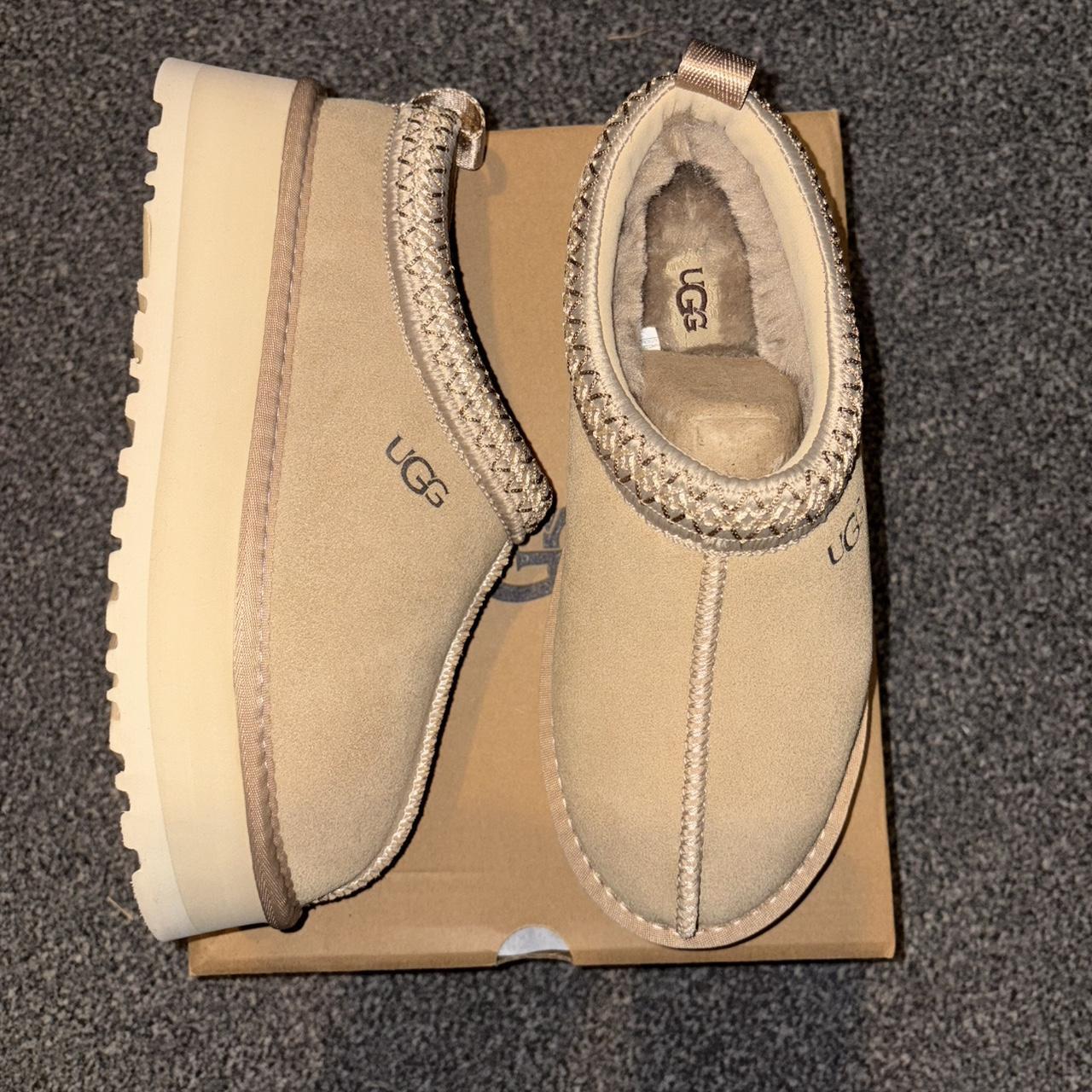 item listed by _azsells_