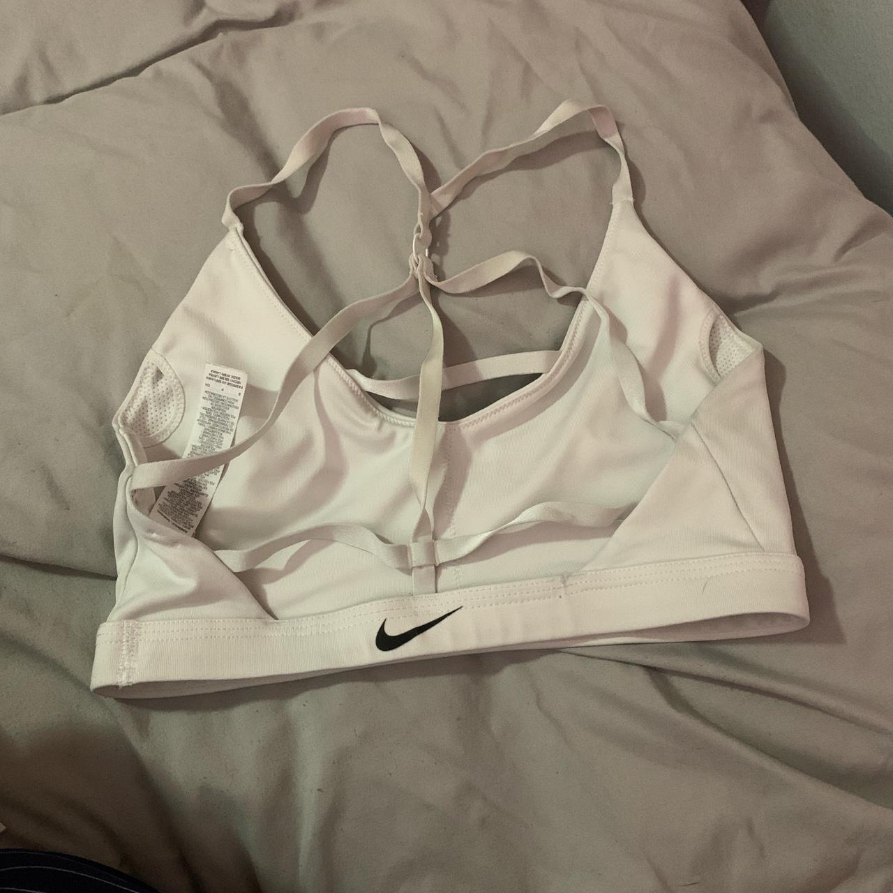 The absolute cutest white Nike sports bra. I just... Depop