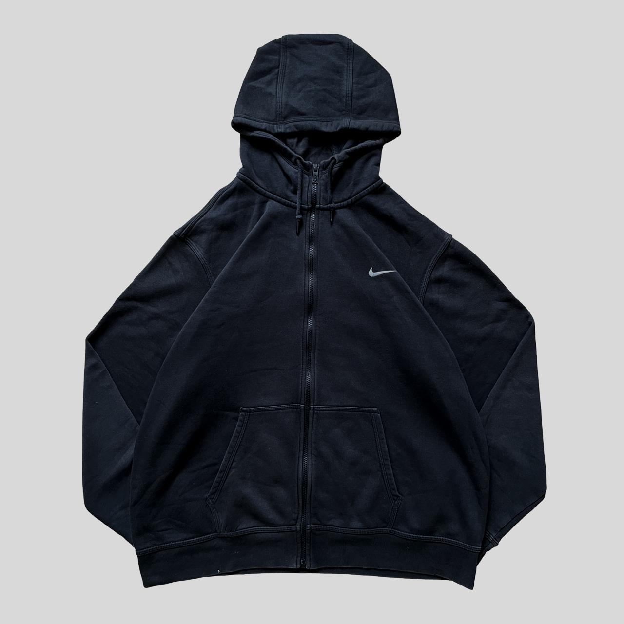 Nike hoodie middle online swoosh