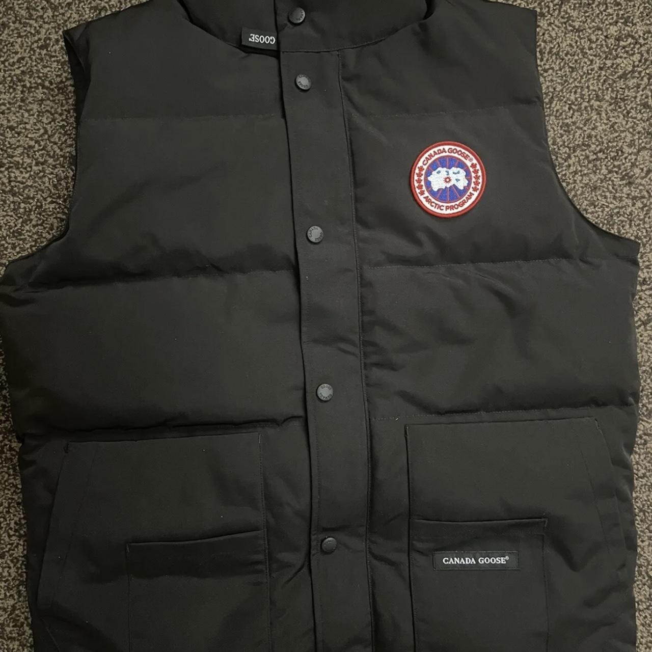 Canada goose Gilet #canada goose - Depop