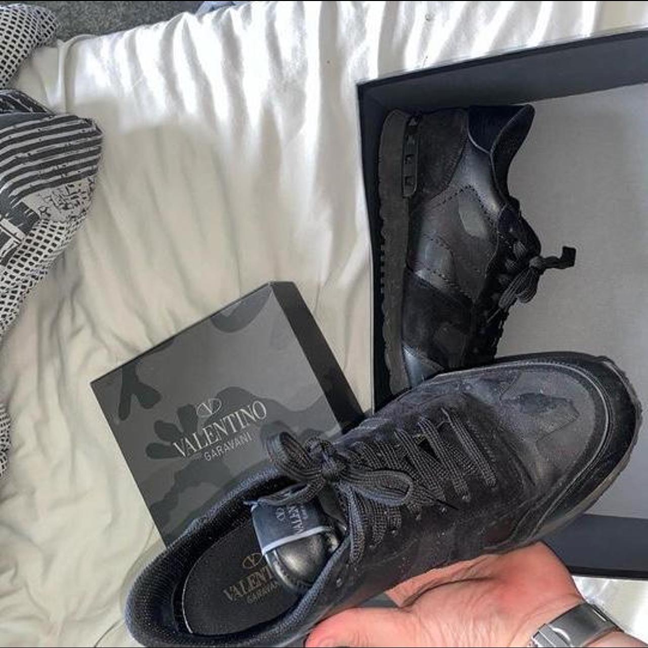 mens black valentino trainers