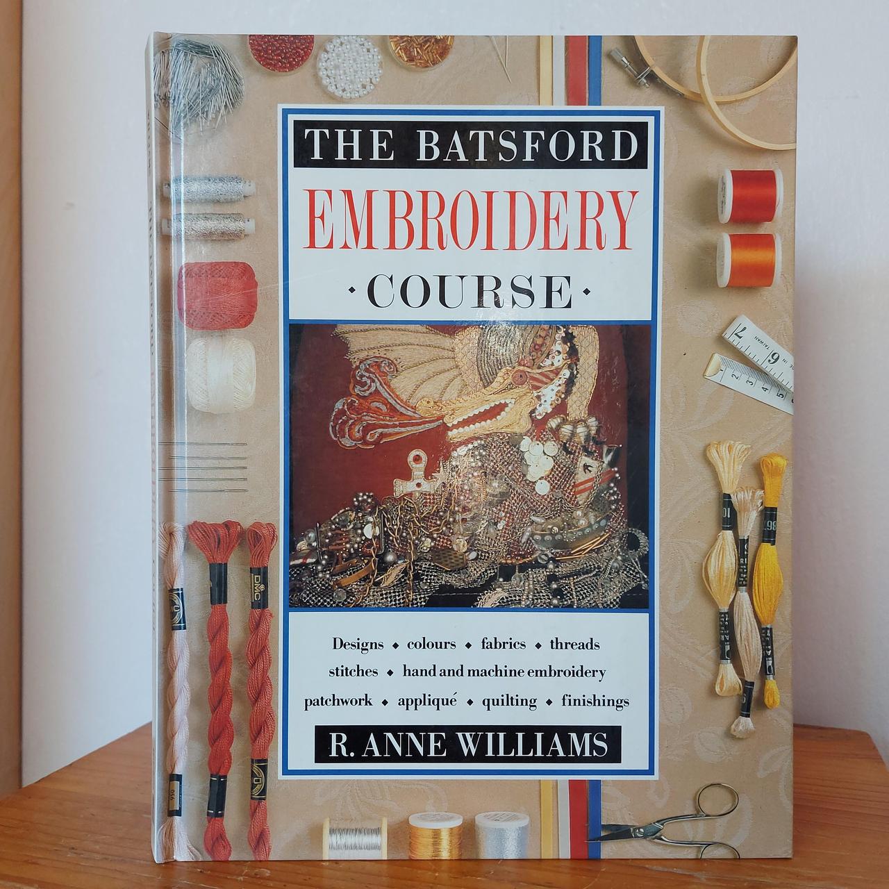 The Batsford Embroidery Course 1991 Hardcover book... Depop