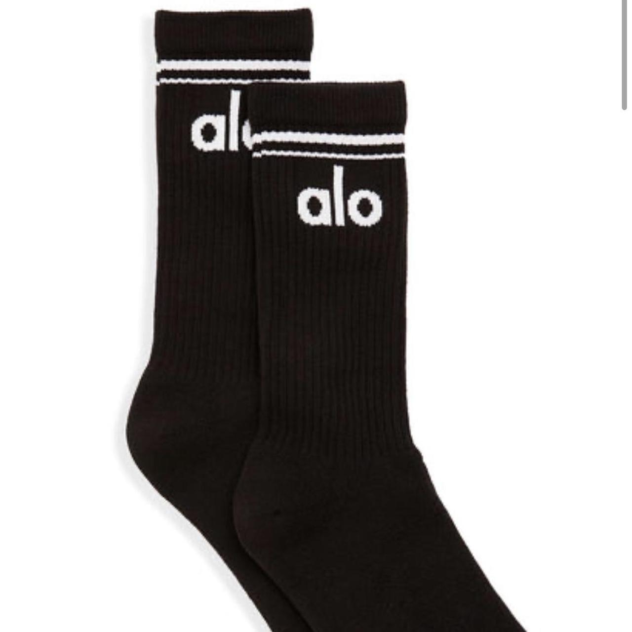 Alo Yoga Unisex Throwback Sock size... Depop