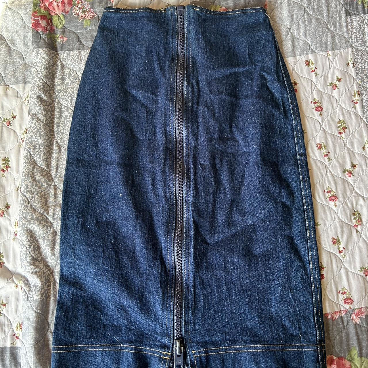 vintage midi denim navy blue skirt with a zipper!... - Depop