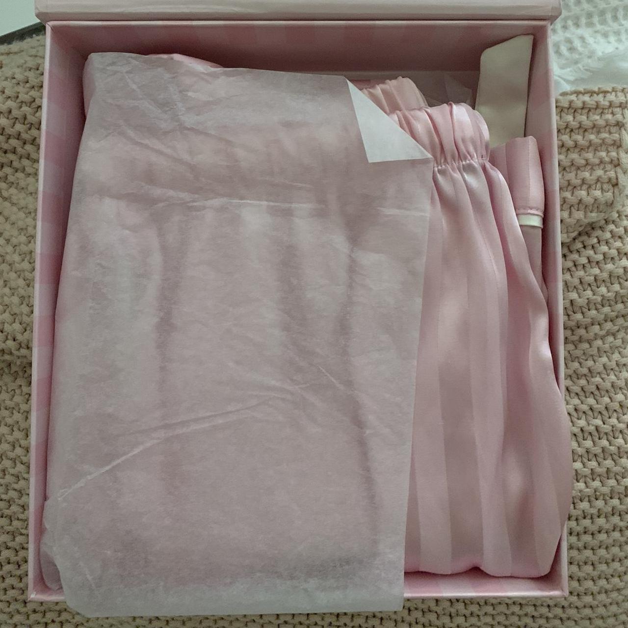 PETER ALEXANDER PINK SATIN PJ SET - brand new but... - Depop