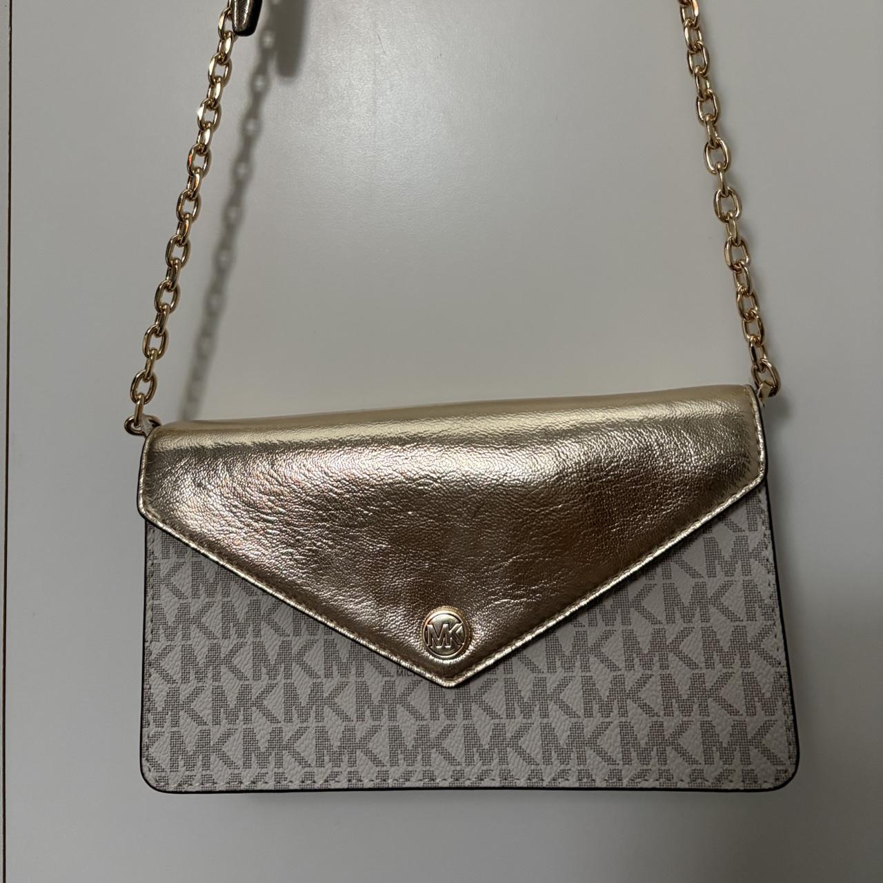 item listed by cfigueroa_25