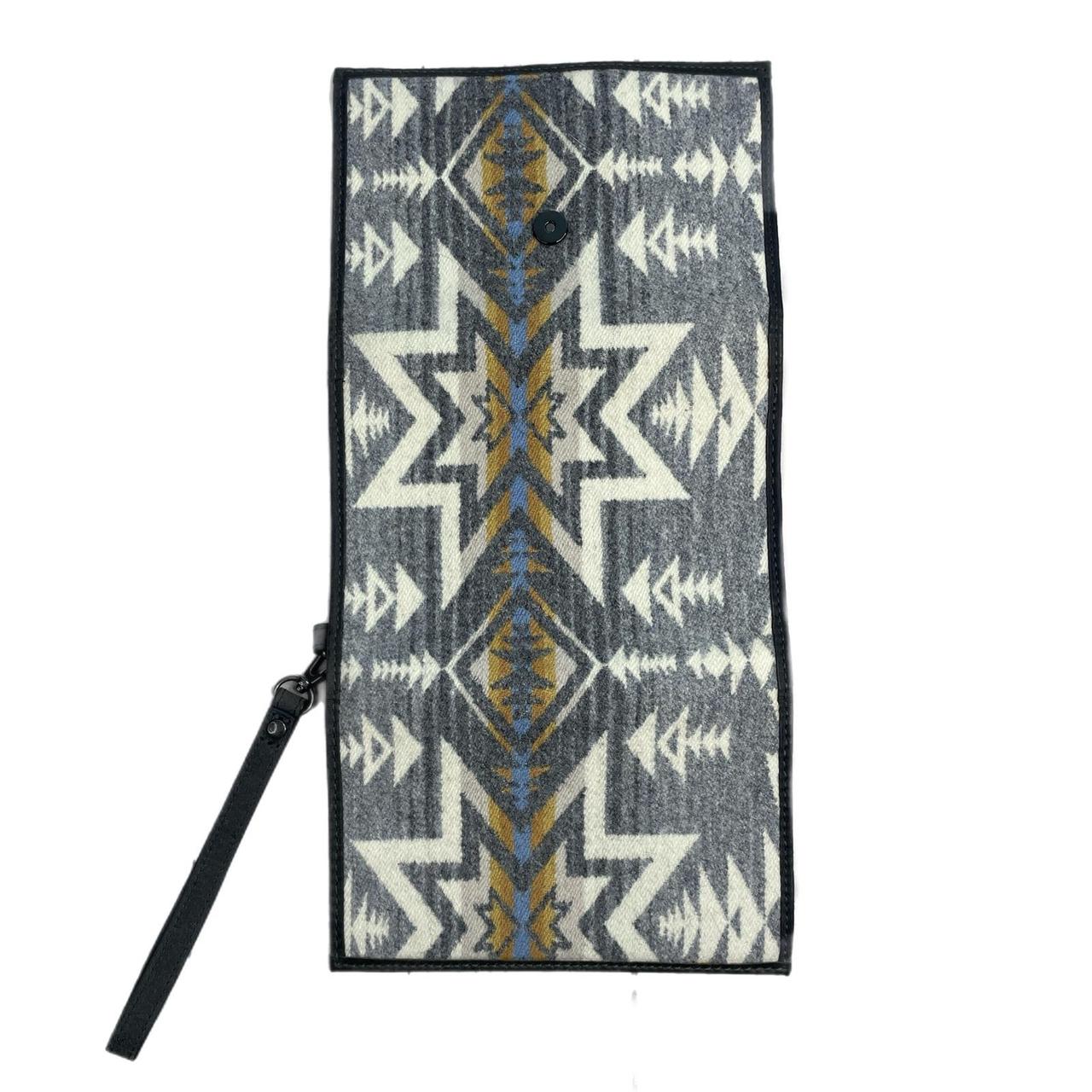 Pendleton Women's Wallets - Grey/White – Pendleto… - image 2