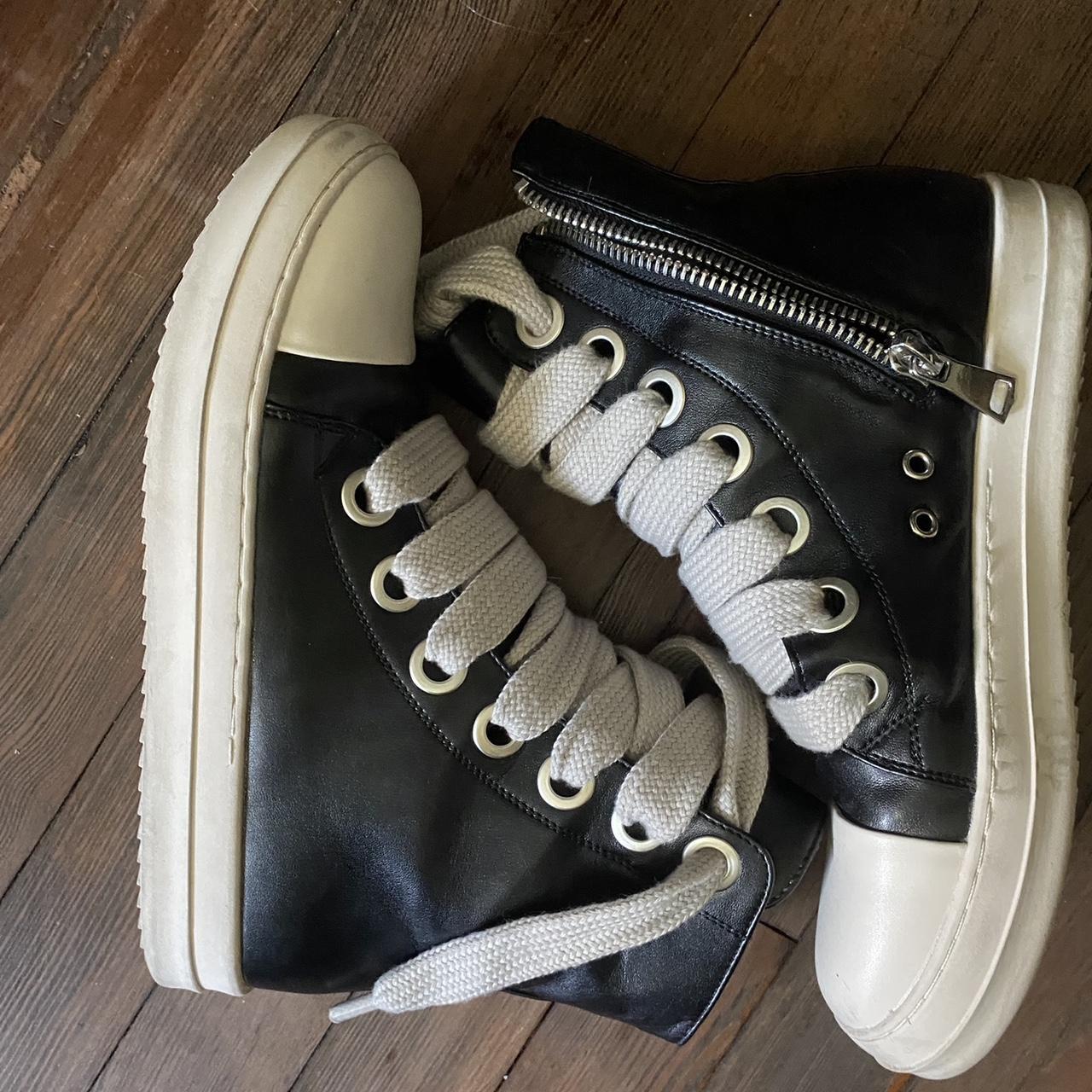 Jumbo lace Rick Owens (reps) send offers - Depop