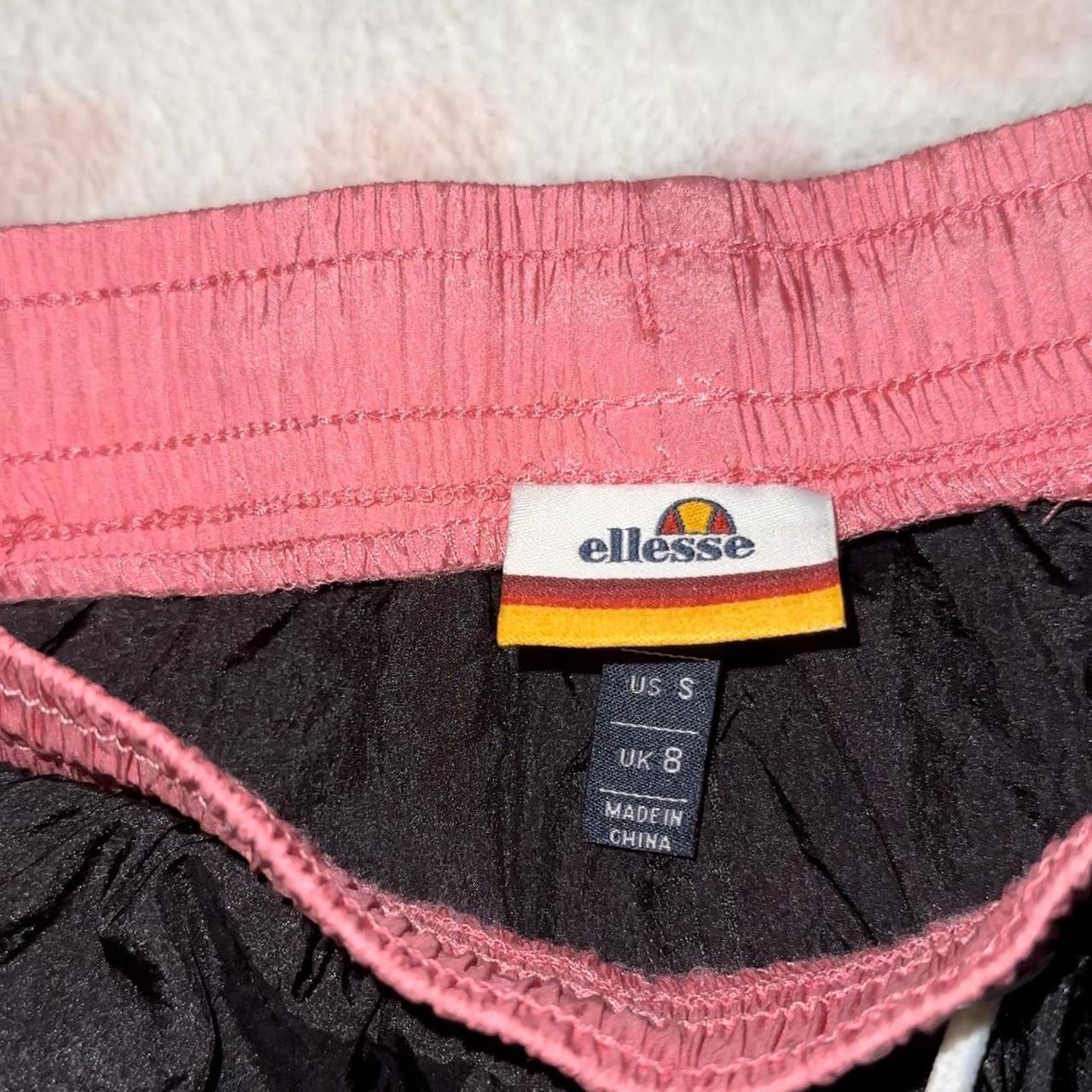 Ellesse Women's Black and Pink Shorts (3)