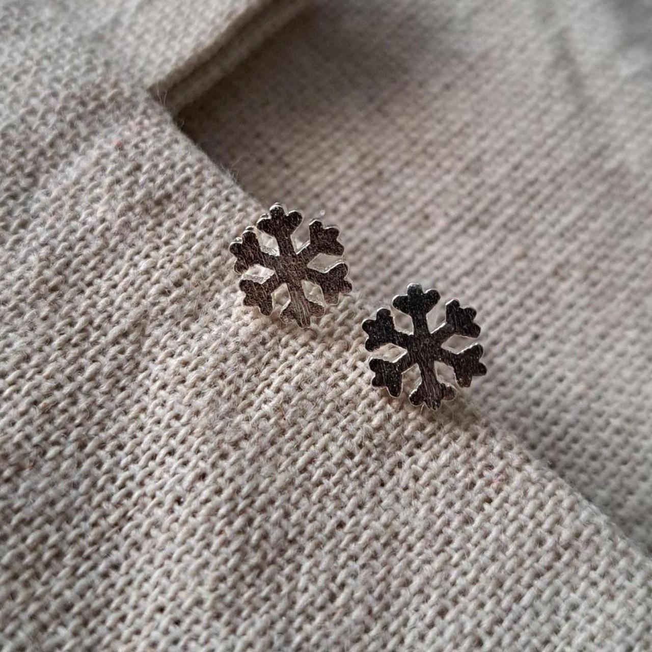 item listed by lux_jewellery