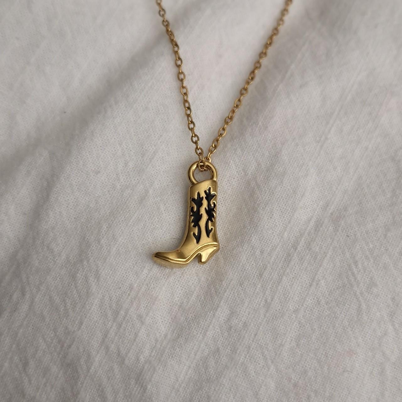 item listed by lux_jewellery