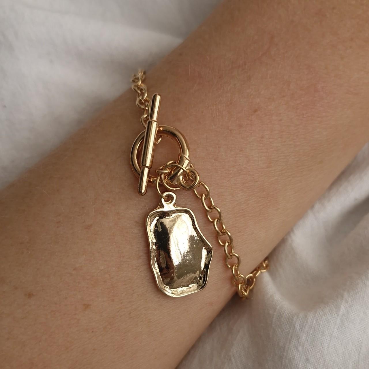 item listed by lux_jewellery