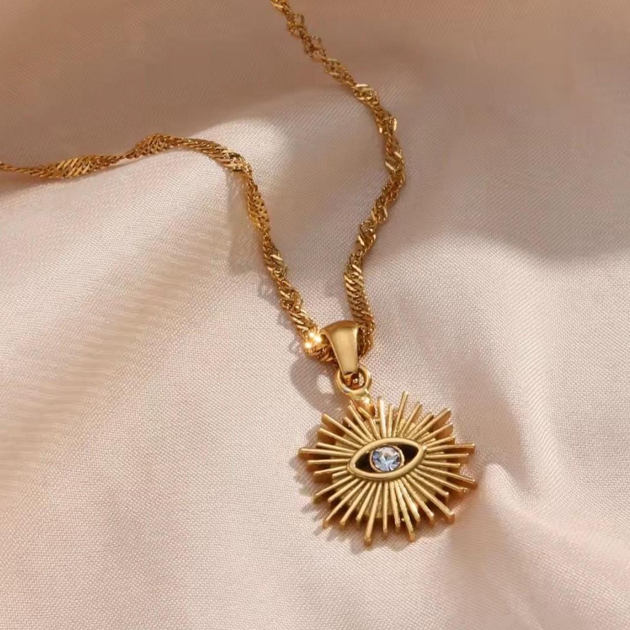 item listed by lux_jewellery