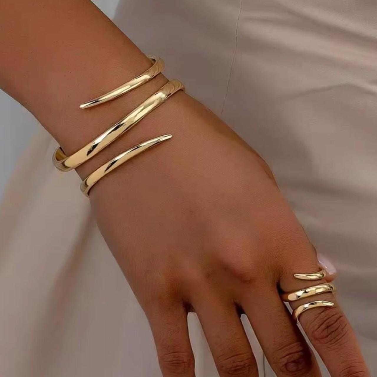 item listed by lux_jewellery