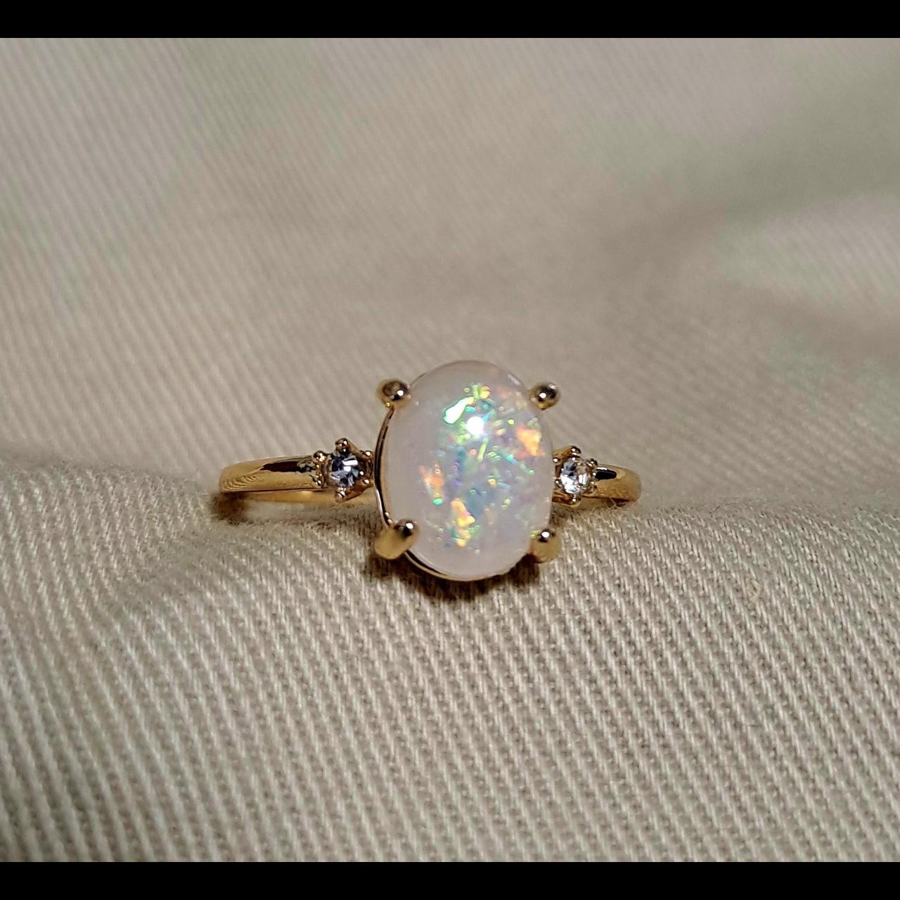 item listed by lux_jewellery