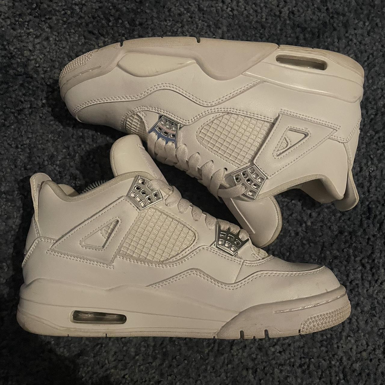 pure money 4s size 7