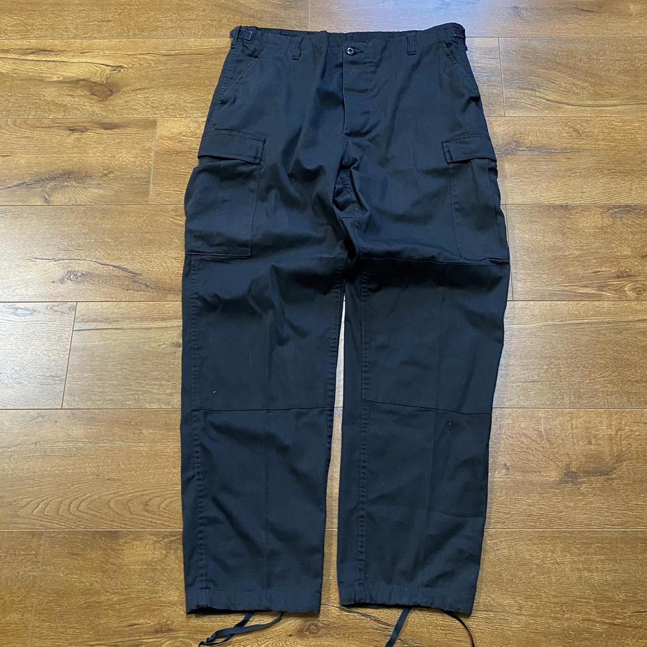 y2k Baggy Skater Cargo Pants Black Measures... - Depop