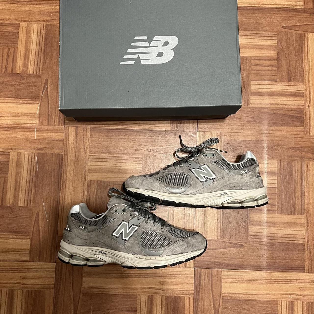New Balance Men's Grey Trainers | Depop